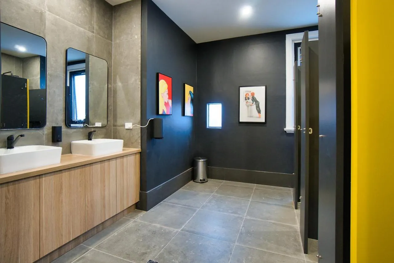 Hotel Dreamy Stays Accommodation - Private Rooms With Shared Bathrooms Adelaide