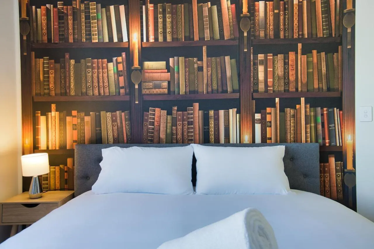 Hotel Dreamy Stays Accommodation - Private Rooms With Shared Bathrooms Adelaide