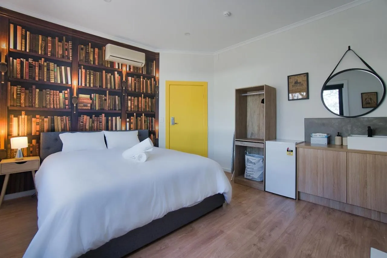 Dreamy Stays Accommodation - Private Rooms With Shared Bathrooms Adelaide 3*,